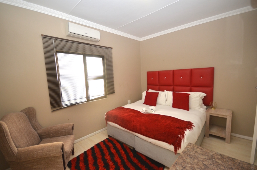 Commercial Property for Sale in Amalinda Eastern Cape